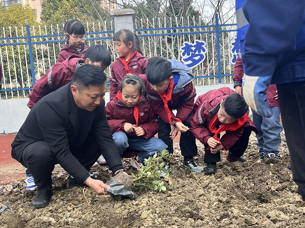 常州附屬小學(xué)-植樹(shù)節(jié)講課